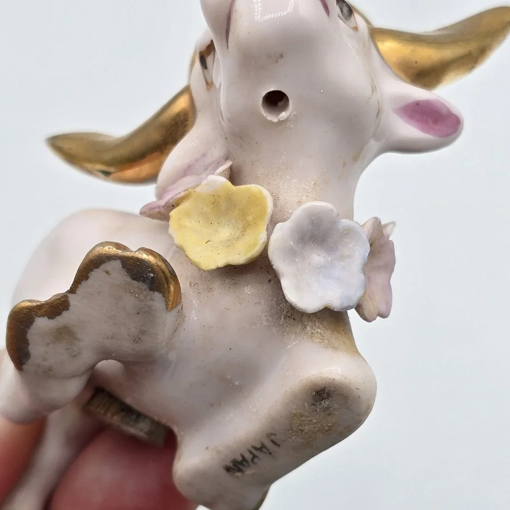 Vtg Napco ANGEL‎ Bull Cow Salt  Pepper Figurine Shaker Single Halo & Flowers